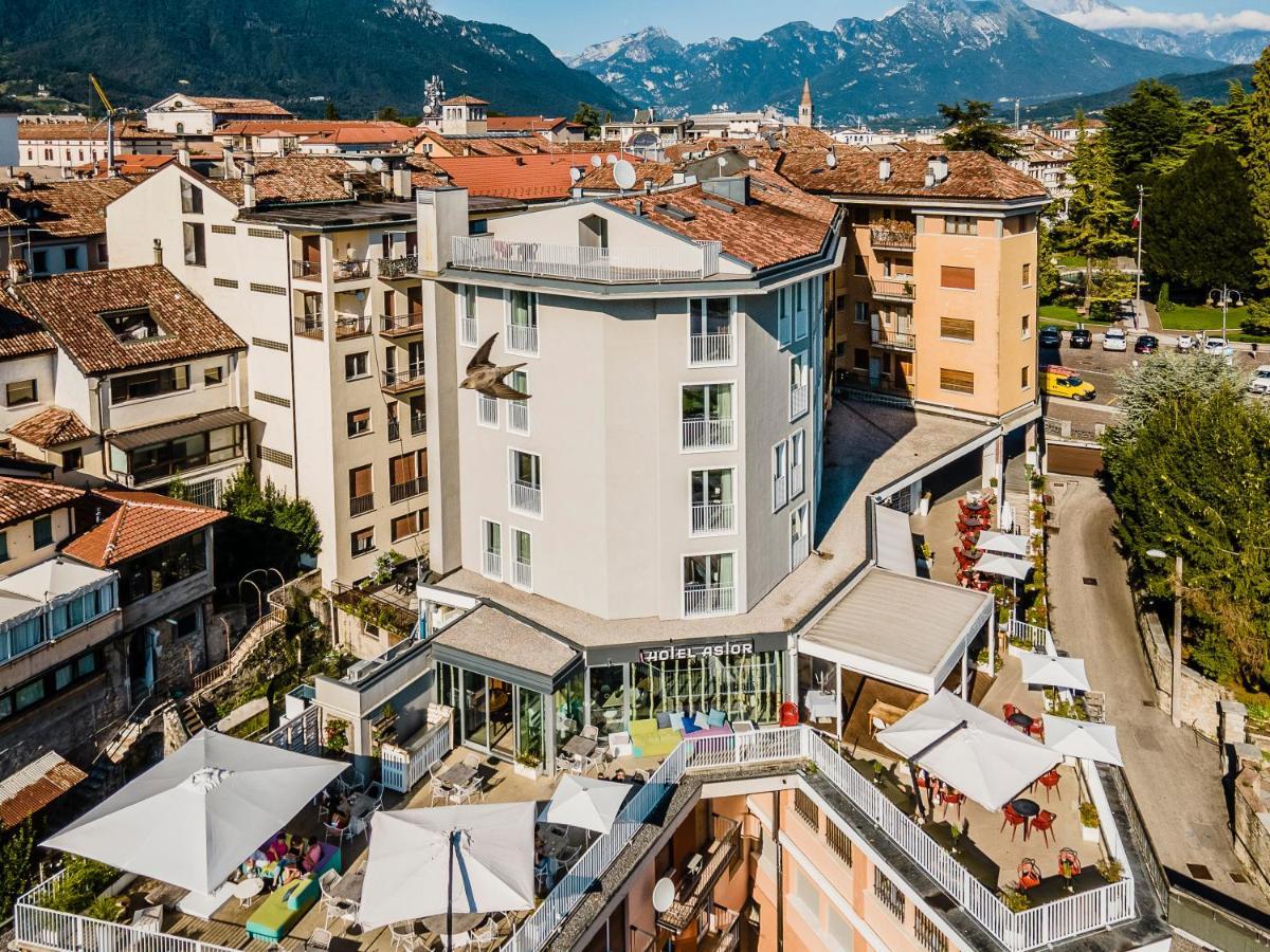 Suites Hotel Astor Belluno Buitenkant foto