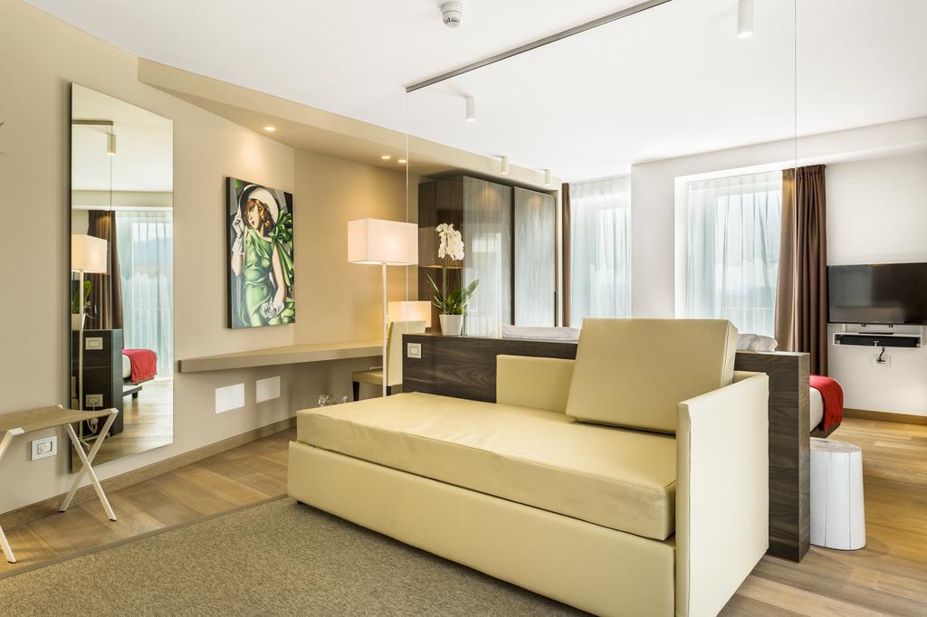 Suites Hotel Astor Belluno Kamer foto